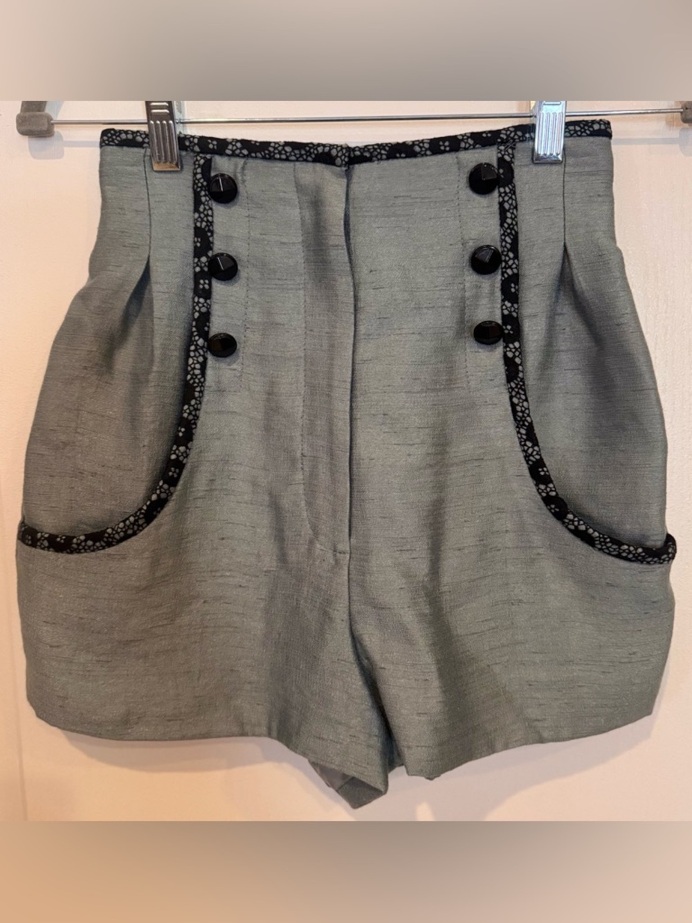 TWINKLE BY WENLAN High Waisted Shorts Slate Green Black Lace Size 0 NWT